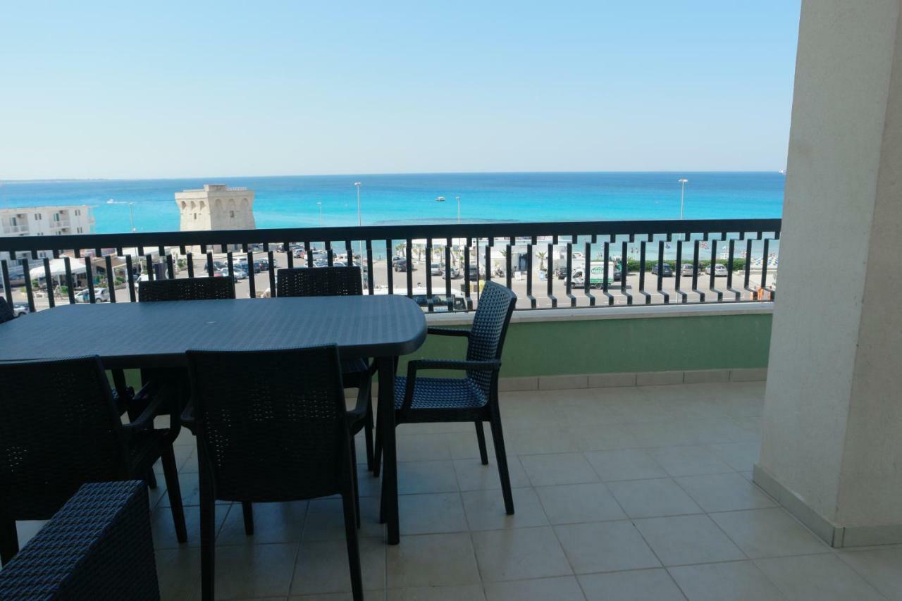 Attico Galilei Fronte Mare By Salentoville Gallipoli Exterior photo